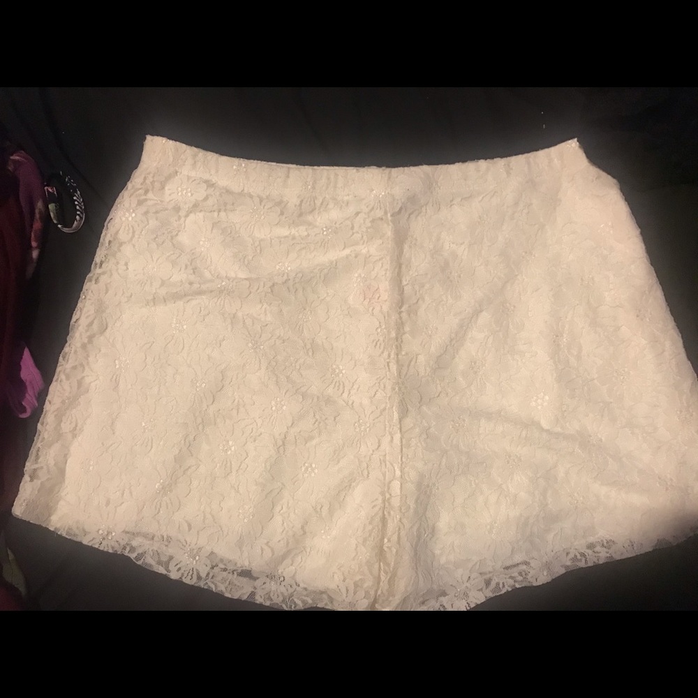 Lace shorts